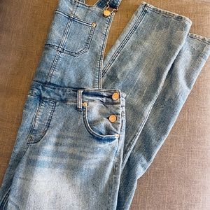 🌻Great Condition Cherokee Denim Overalls